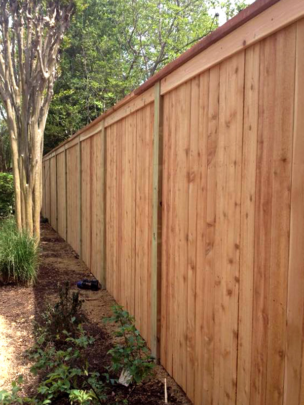 Wood fencing benefits in Memphis Tennessee