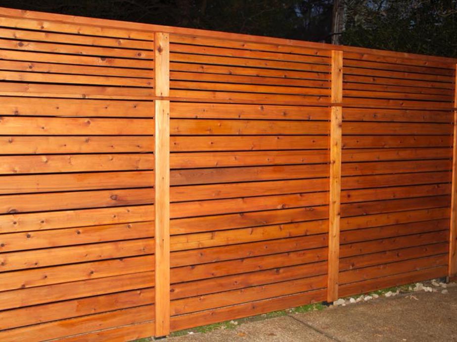 Cordova TN horizontal style wood fence