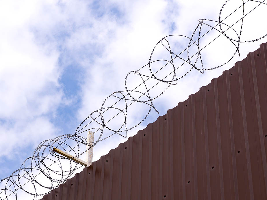 Metal panel fencing in Lakeland Tennessee